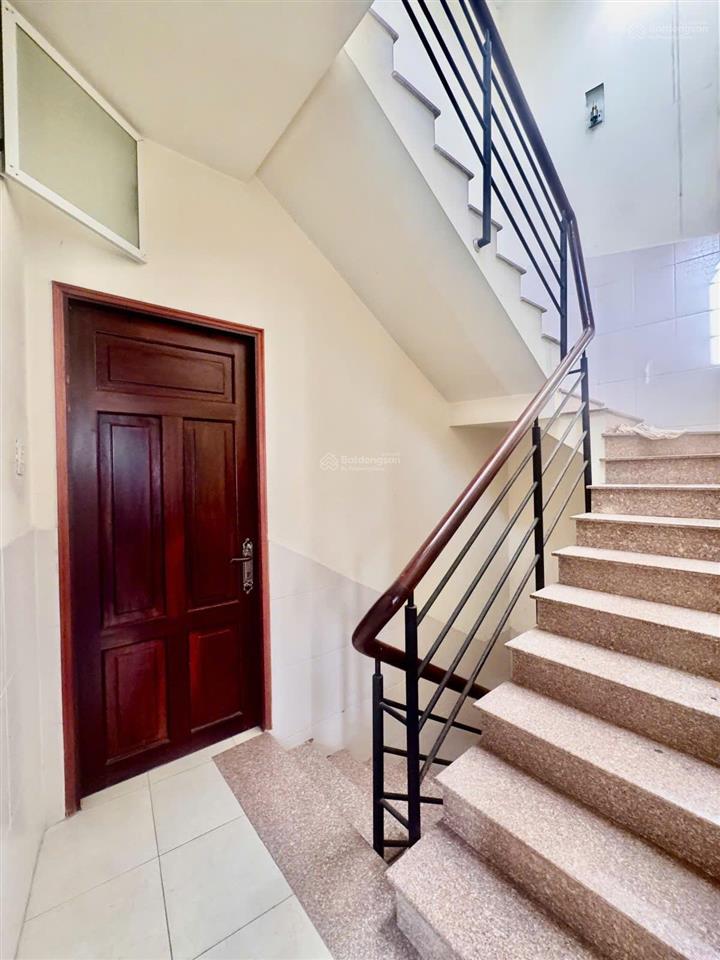 Nhà hẻm xe hơi  đường văn thân  quận 6  50m2  5 tầng mới đẹp  giá chỉ 5.99 tỷ.
