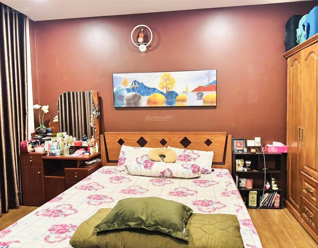 Mặt tiên kinh doanh tô hiệu hoa bình  4 tầng 70m2 gần đầm sen  giáp quận 11  chỉ 10.4 tỷ