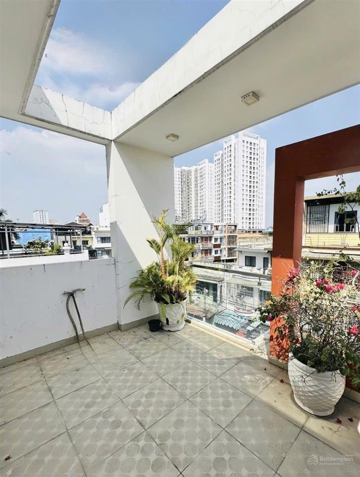 Mặt tiên kinh doanh tô hiệu hoa bình  4 tầng 70m2 gần đầm sen  giáp quận 11  chỉ 10.4 tỷ