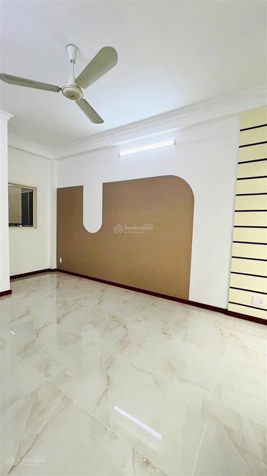 Hẻm xe tải tô hiến thành  63m²  5 tầng nhà mới  6pn  có khung thang máy.