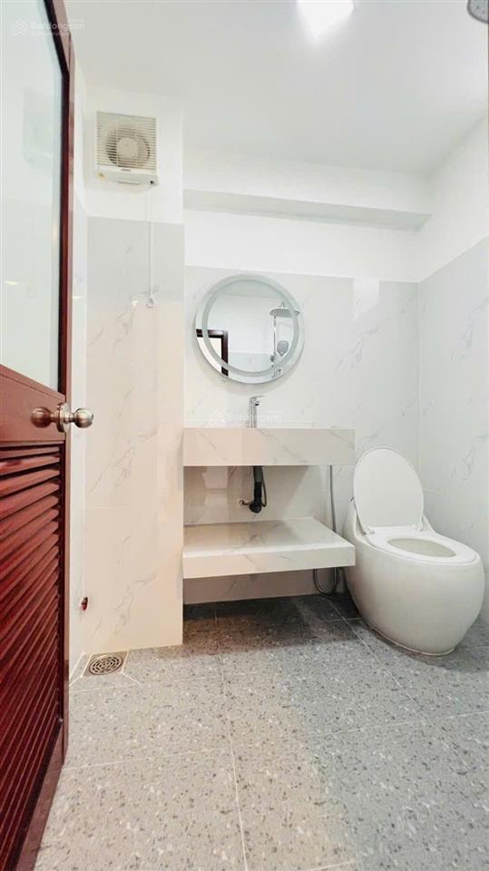 Hẻm xe tải tô hiến thành  63m²  5 tầng nhà mới  6pn  có khung thang máy.