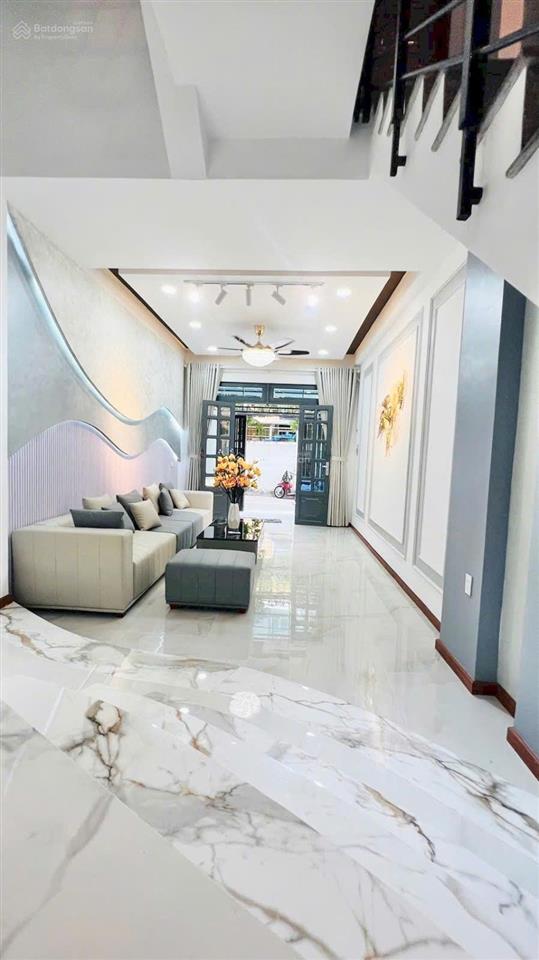 Hẻm xe tải tô hiến thành  63m²  5 tầng nhà mới  6pn  có khung thang máy.