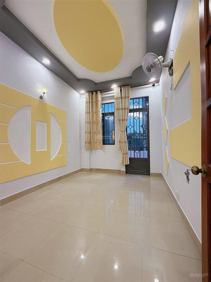 Nhà mới q11 âu cơ xách vali vô ở  hẻm 6m thông  căn cực hiếm 3 tầng  5 tỷ x