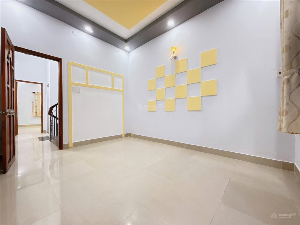 Nhà mới q11 âu cơ xách vali vô ở  hẻm 6m thông  căn cực hiếm 3 tầng  5 tỷ x