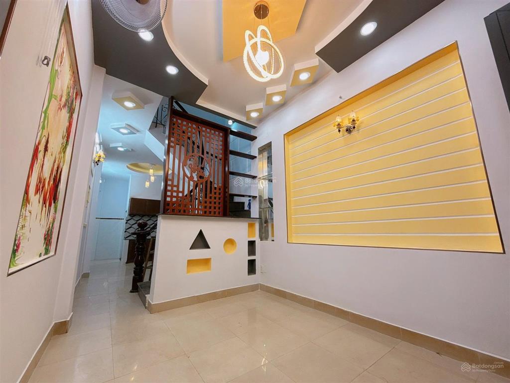 Nhà mới q11 âu cơ xách vali vô ở  hẻm 6m thông  căn cực hiếm 3 tầng  5 tỷ x