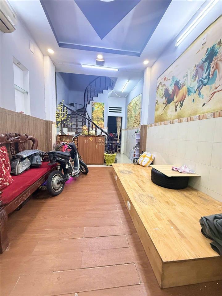 Quận 11  mặt tiền hẻm kinh doanh  lạc long quân  4 tầng btct  ô tô ngủ trong nhà, giá 8,5 tỷ