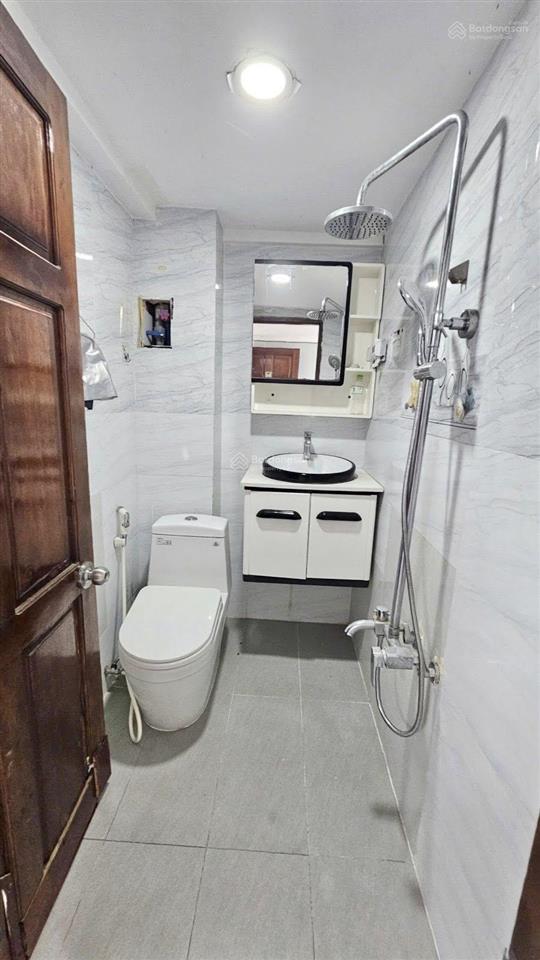 Mt q11  tân khai, 5 tầng, 37,5m², giá 10 tỷ