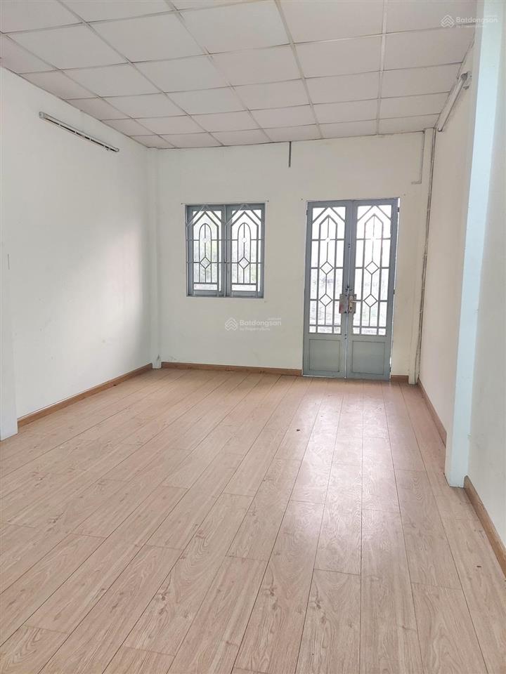 Giảm 1 tỷ bán cấp còn 11 tỷ. hẻm rộng 10m như mặt tiền có lề, 2 xe tải tránh nhau