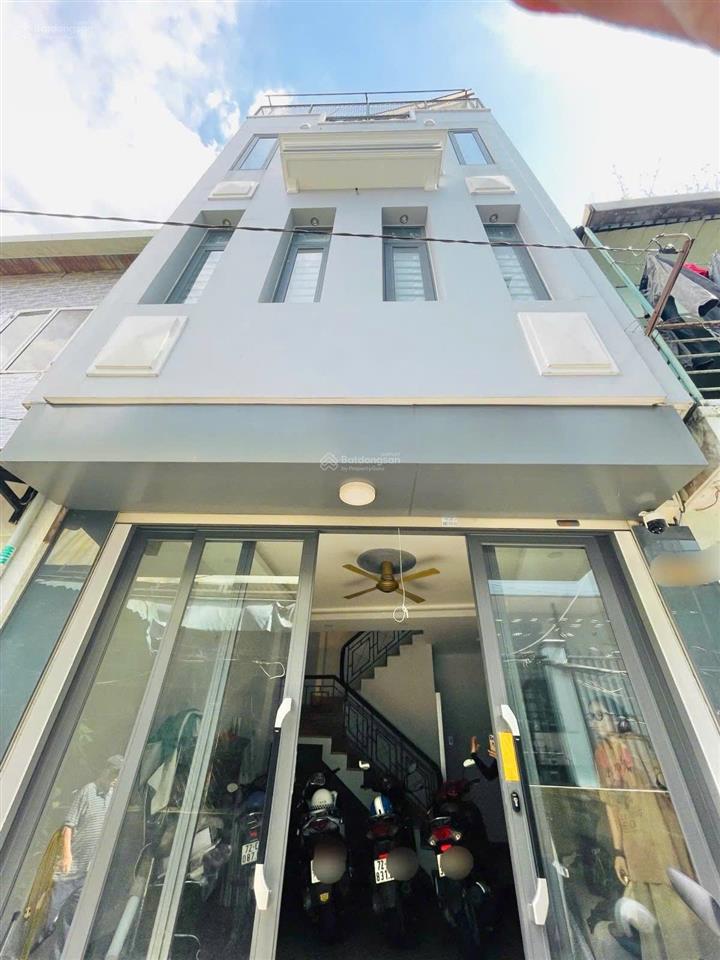 Q11 thiên phước  nhà 5 tầng, cách mt 15m, giá 4,7 tỷ