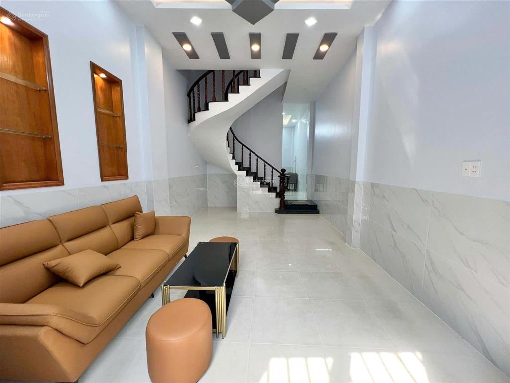 Hếm kd 6m ổng ích khiêm, ô tô ngủ trong nhà  4 tầng mới đẹp  55m2  số đẹp,, chỉ 11 ,2 tỷ