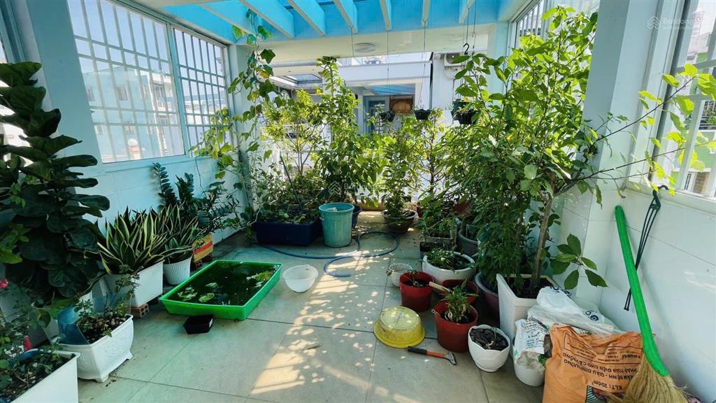 Nhà hẻm xe tải thông q11  thái phiên, 4 tầng, giá 10,5 tỷ