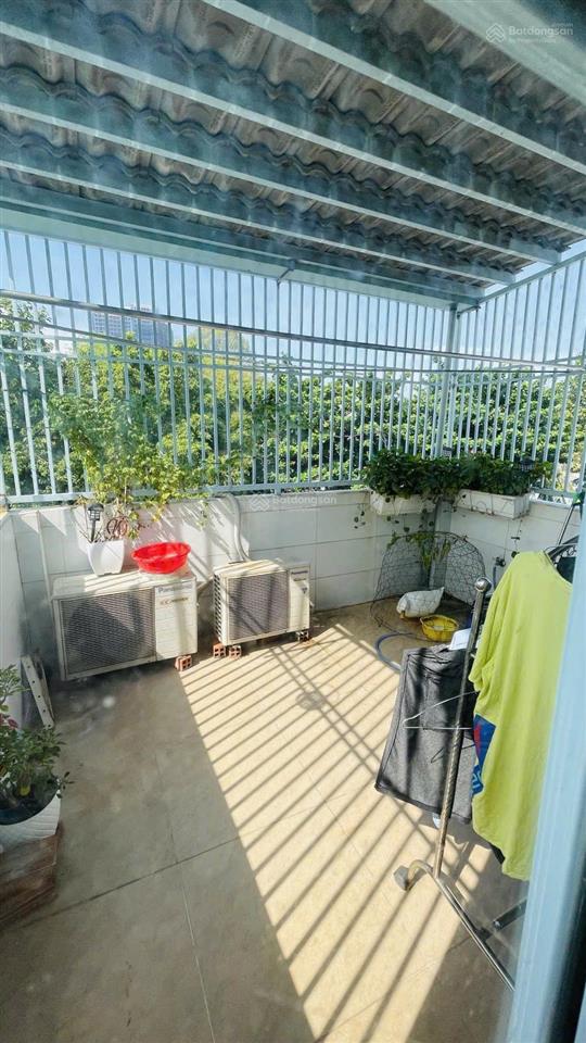 Nhà hẻm xe tải thông q11  thái phiên, 4 tầng, giá 10,5 tỷ