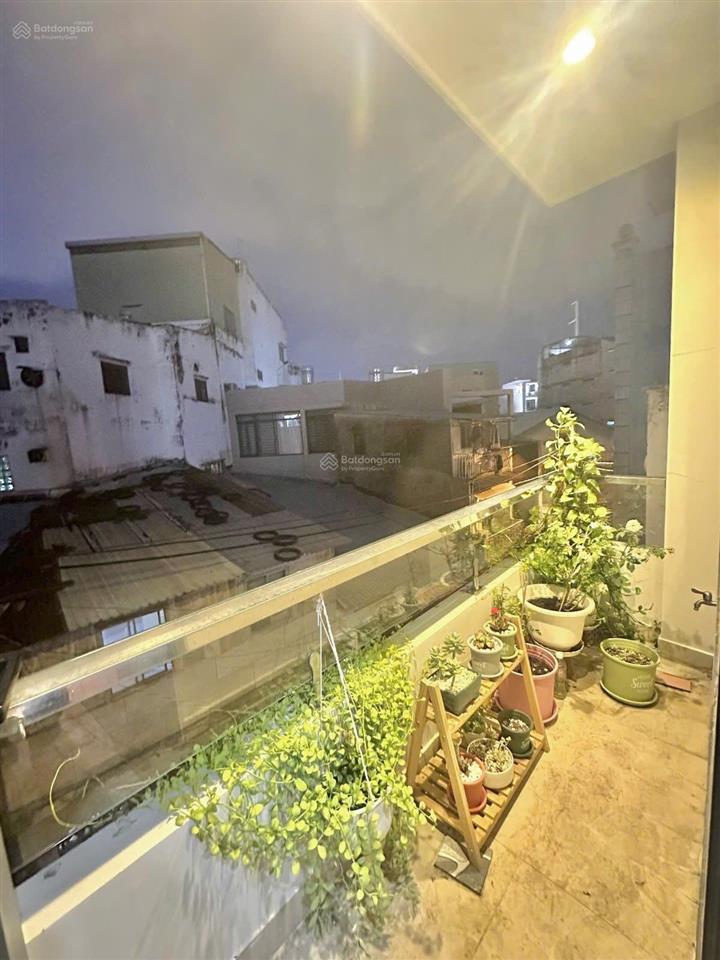 Siêu phẩm âu cơ, q11  41m²  4 tầng  đường rộng 8m  chỉ 6.6 tỷ thương lượng.