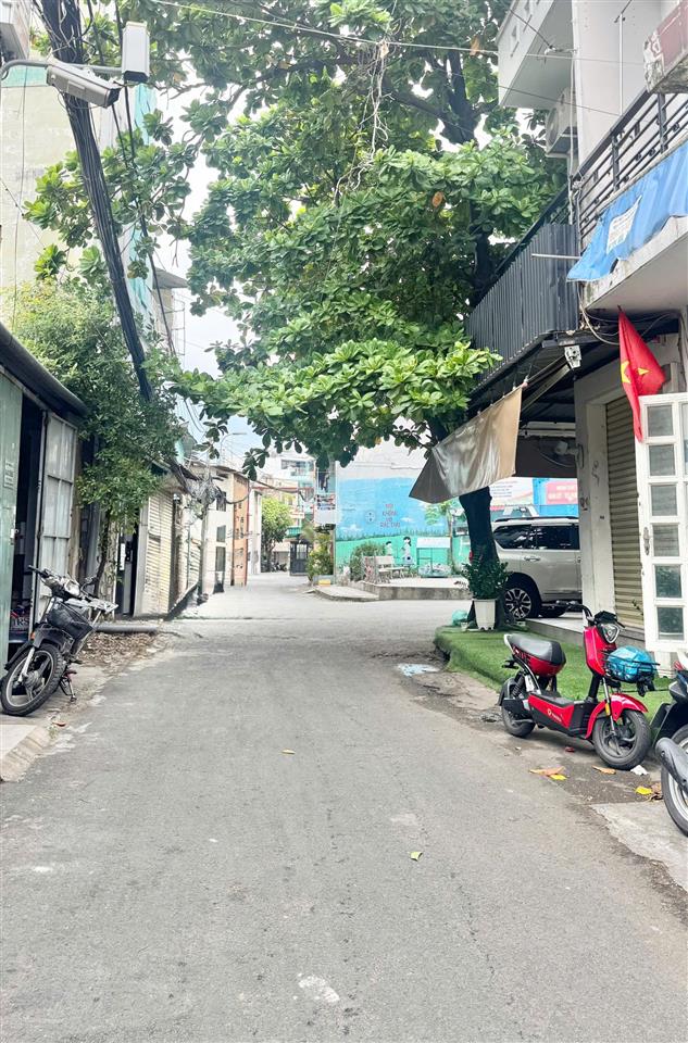 Siêu phẩm âu cơ, q11  41m²  4 tầng  đường rộng 8m  chỉ 6.6 tỷ thương lượng.