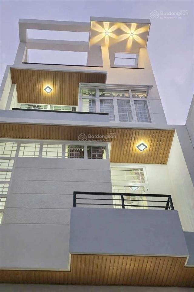 Q11  hxh thông  lạc long quân  âu cơ  nhà 5 tầng btct  35m2 (ngang 4.3x8m)
