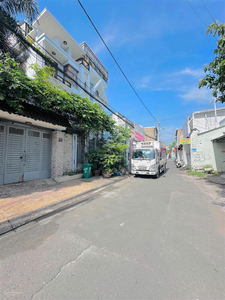 Hàng cực hiếm ! bán đất tặng căn nhà cấp 4 kèm 4 phòng trọ ngang 5m dài 20m ngay hoàng diệu 2