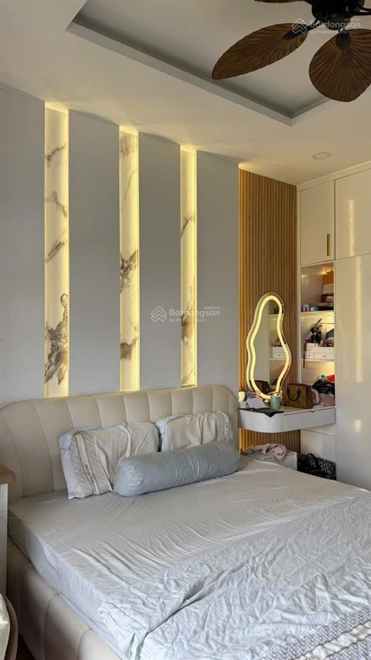 Nhà đẹp mới xây ! bán nhanh nhà 1 trệt 2 lầu 4pn mới đẹp lung linh sát vành đai 2 linh đông thủ đức