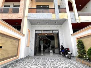 Chủ Gửi bán nhà 1 trệt 1 lầu mới xây thiết kế sang trọng và hiện đại ( Giáp ranh TPHCM )