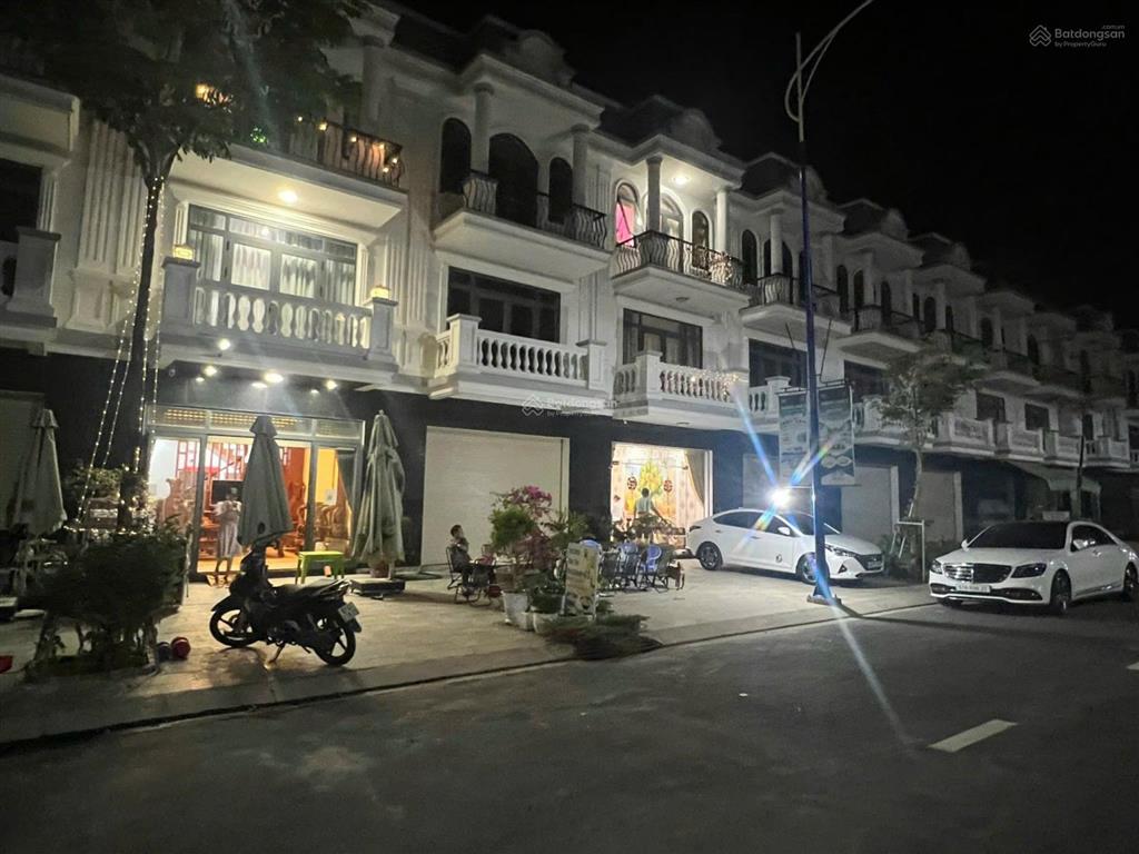 Bán shophouse tại thăng long central city, 4,23 tỷ, 100m2, hàng hot bao đẹp