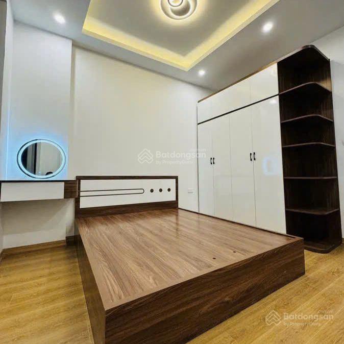 Bán nhà phố khương trung, thanh xuân, dt 34m, 6 tầng, mặt tiền 3.6m, 2 thoáng, gần phố, ở ngay