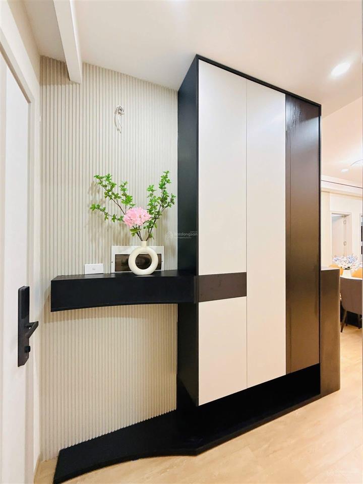 Cần bán căn hộ cc khu đô thị thanh hà nội thất đầy đủ.