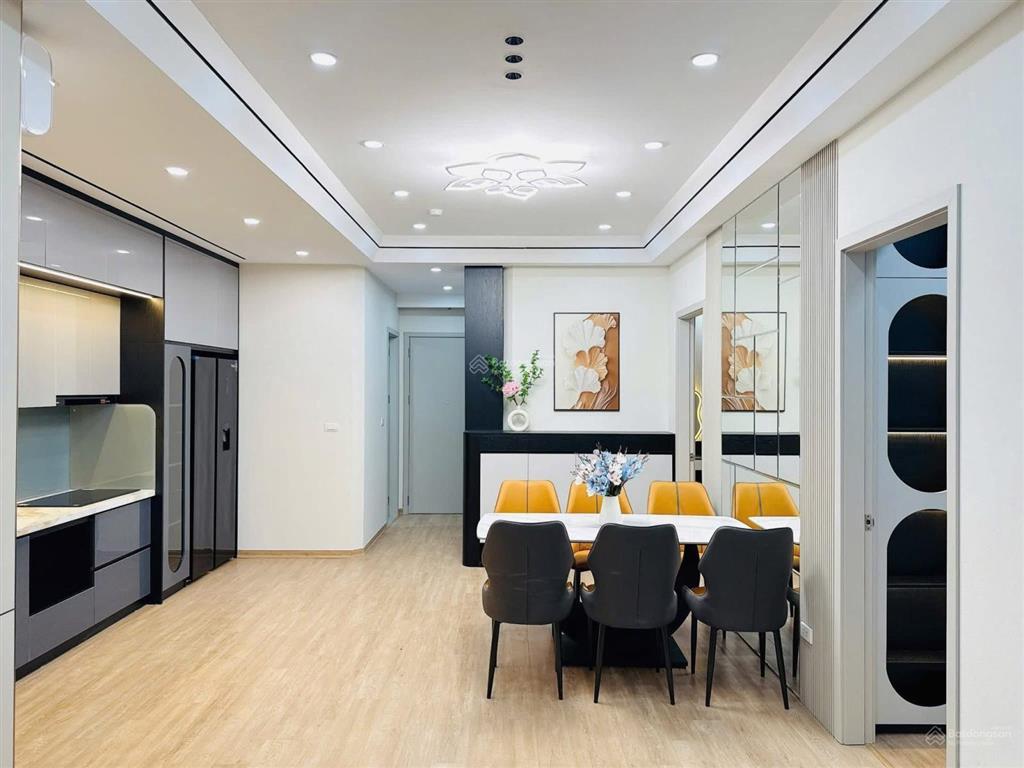 Cần bán căn hộ cc khu đô thị thanh hà nội thất đầy đủ.