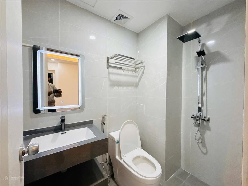 Cần bán căn hộ cc khu đô thị thanh hà nội thất đầy đủ.