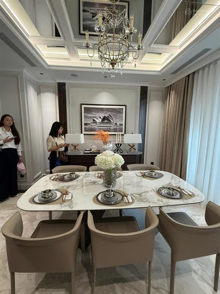 Chính chủ cắt lỗ 2 tỷ noble palace tây thăng long, diện tích 60m2, view đẹp, đường thông