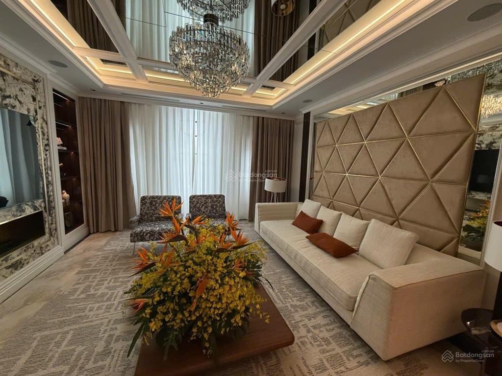 Chính chủ cắt lỗ 2 tỷ noble palace tây thăng long, diện tích 60m2, view đẹp, đường thông