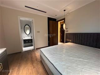 Vip tòa khách sạn cao cấp mặt phố giảng võ 105m2  10 tầng  lô góc dòng tiền 4,5 tỷ  giá 78 tỷ tl