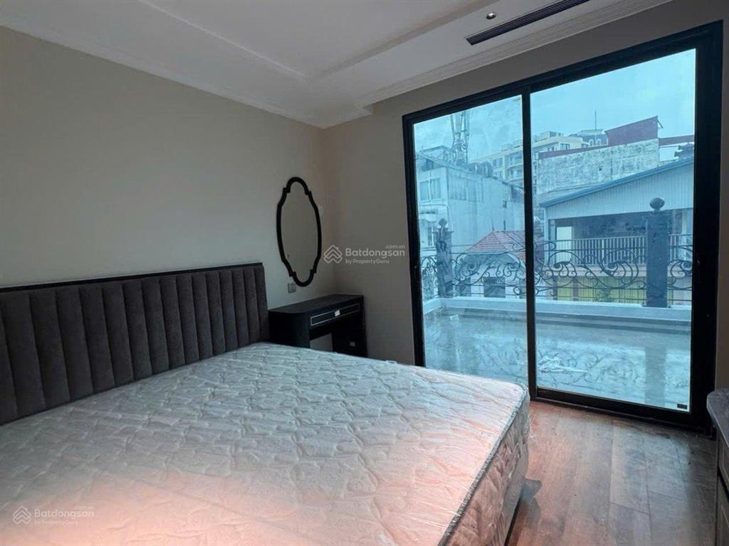 Vip tòa khách sạn cao cấp mặt phố giảng võ 105m2  10 tầng  lô góc dòng tiền 4,5 tỷ  giá 78 tỷ tl
