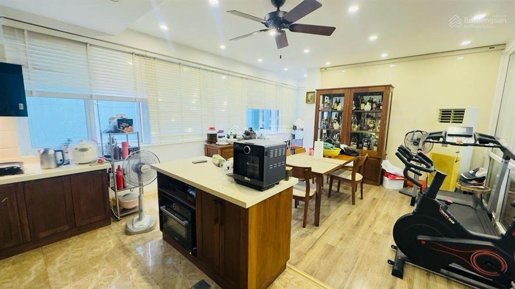 Siêu phẩm phân lô thụy khuê  hồ tây 180m2  7 tầng  mt 9m  ô tô  thang máy  68 tỷ tl