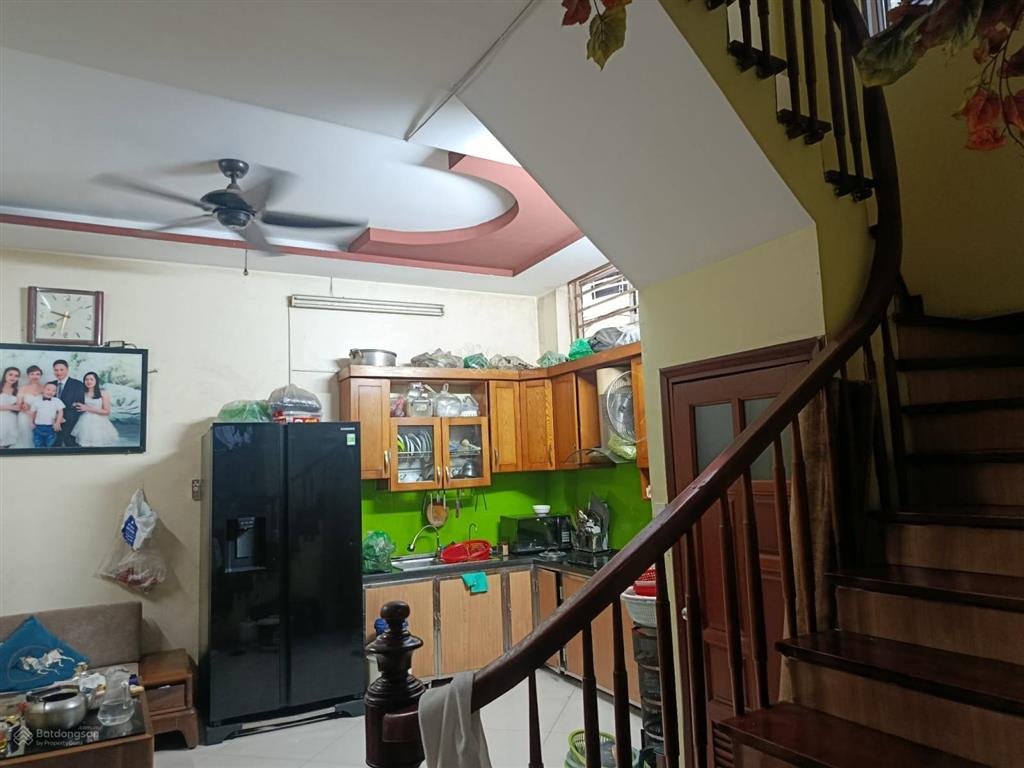 Hiếm mặt phố đội nhân  tt ba đình 102m2  mt 7m  4 tầng kinh doanh đỉnh giá 36 tỷ tl