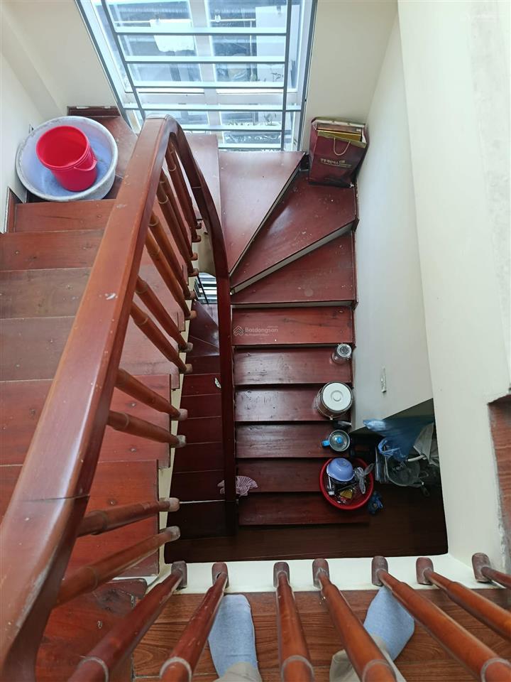 Hiếm mặt phố đội nhân  tt ba đình 102m2  mt 7m  4 tầng kinh doanh đỉnh giá 36 tỷ tl