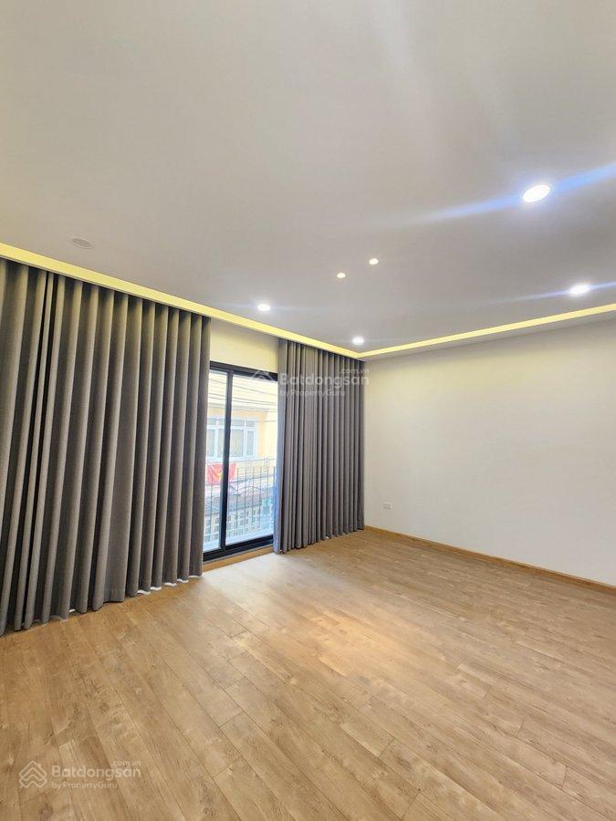 Siêu phẩm võng thị  tây hồ  mặt ngõ như phố  ô tô đỗ cửa  thang máy  giá chỉ 18,5 tỷ tl