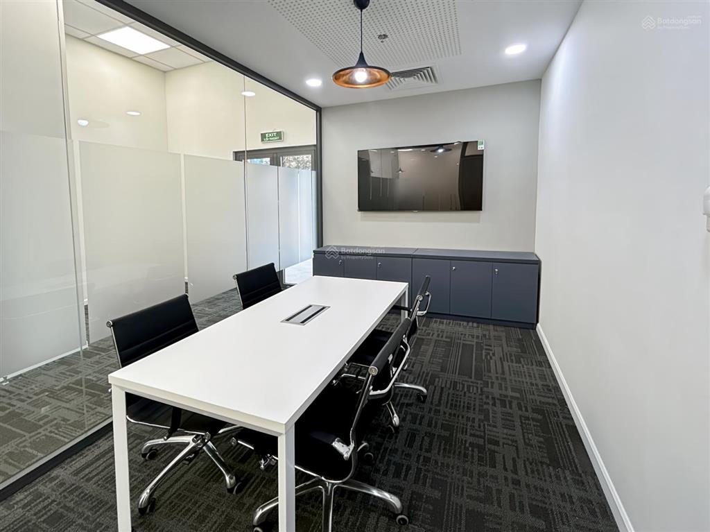 Cho thuê không gian làm việc chung tại regus lmak  bàn làm việc linh hoạt