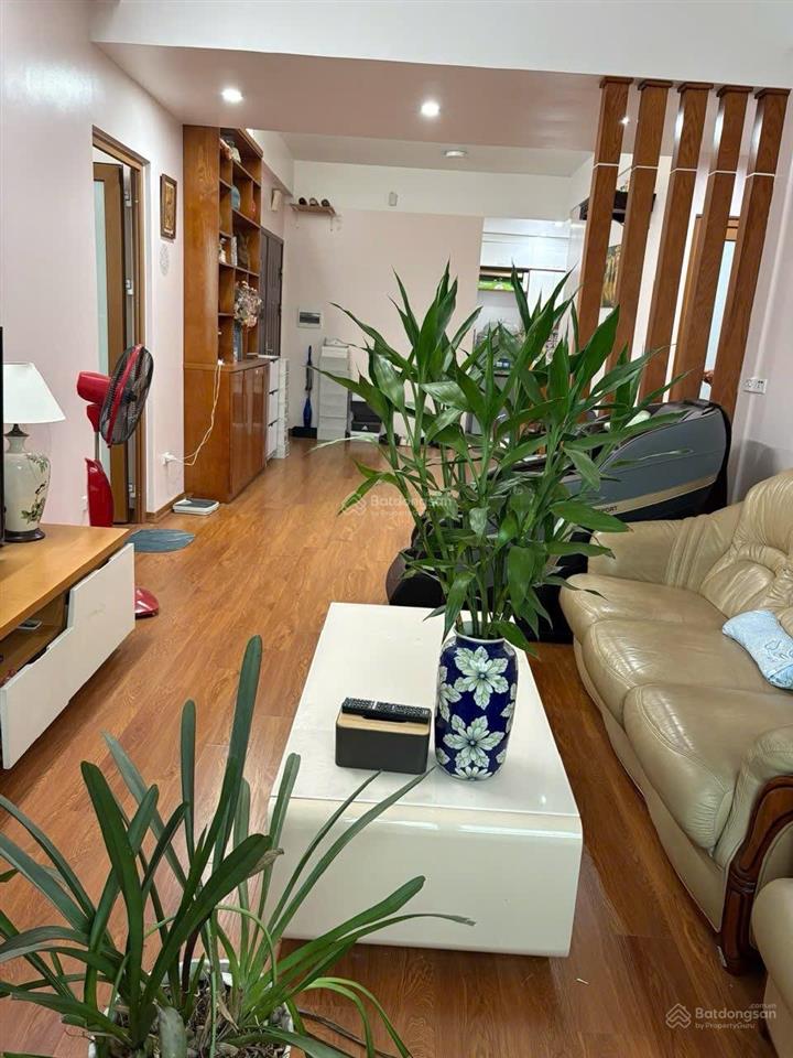 Rẻ nhất ngoại giao đoàn 95m2  3pn view hồ cực thoáng