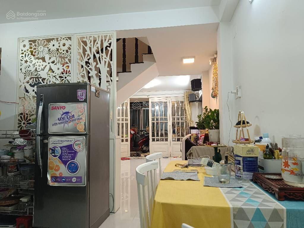 Quận 7  bán nhà 4 tầng  48m2  chỉ 4,5 tỷ