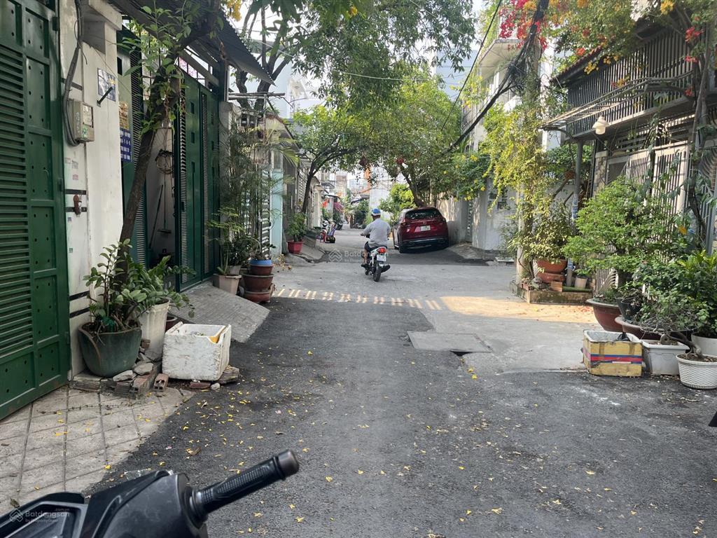 1979 huỳnh thị đồng  nhà bè  90m  3 tầng  7,58 tỷ