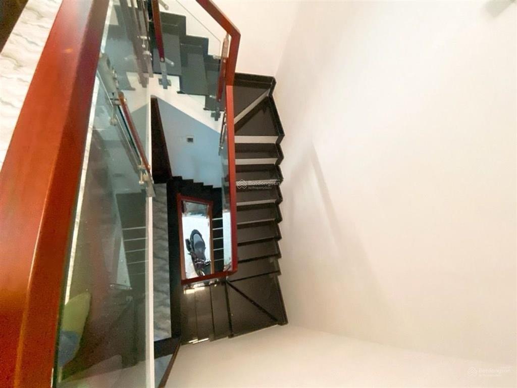 Bán nhà mới  3 tầng huỳnh tấn phát  4,5x20m  5,9 tỷ