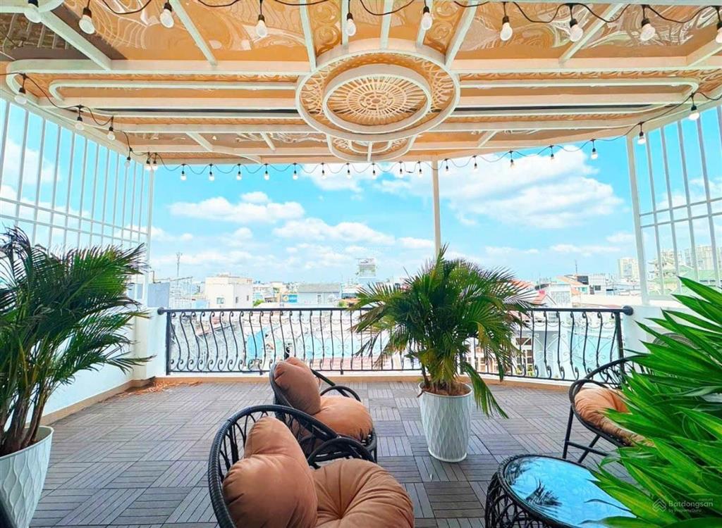 Bán nhà 4 lầu  hẻm xe hơi  tt. nhà bè  64m2  6,68 tỷ full nội thất