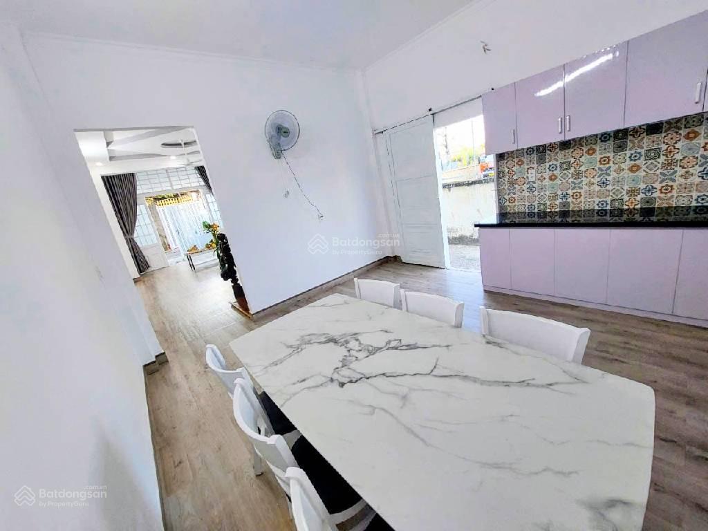 Bán nhà giá hời thị trấn  64m2  2 tầng  4,9 tỷ