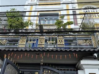 Bán nhà diện tích lớn gần chợ vị trí đẹp khu dân cư sầm uất bình thành nhà 2 mặt tiền