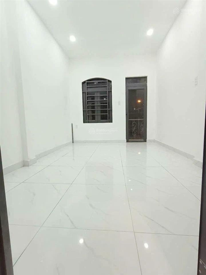 Bình tân nhà mới shr hoàn công 2pn 2wc giá 3,39 tỷ