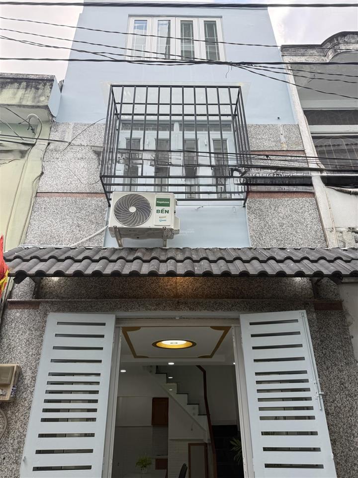 Tân phú shr dt 3.2 x 9 29 m2 hoàn công đủ 4 pn 3 wc giá 3.3 tỷ