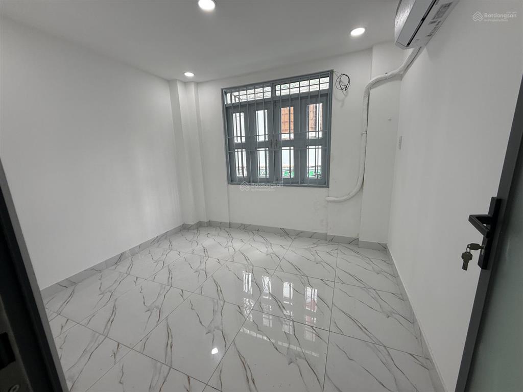 Tân phú shr dt 3.2 x 9 29 m2 hoàn công đủ 4 pn 3 wc giá 3.3 tỷ