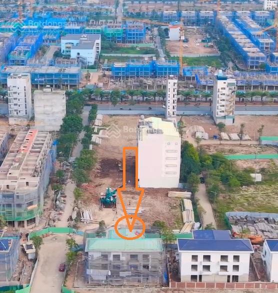 Bán nhà liền kề 75m², vị trí gần chung cư kinh doanh tốt, giá rẻ