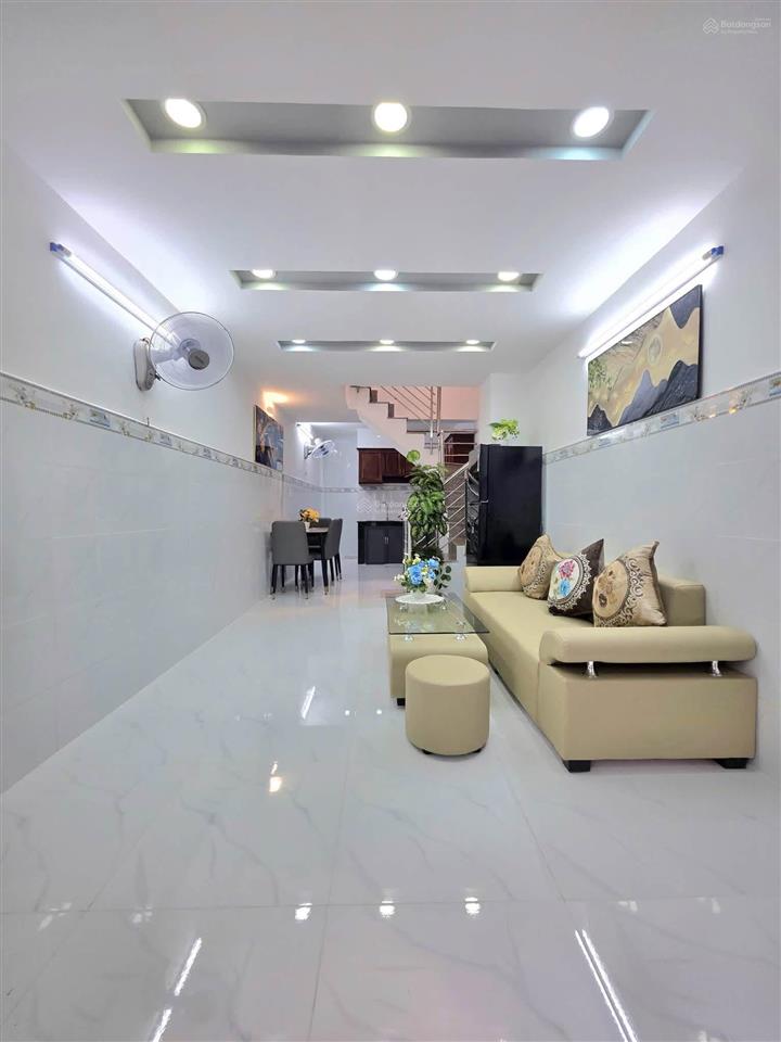 Bán gấp nhà 3 tầng hẻm xe hơi 4pn, 3wc, 32m2 tại 2266 huỳnh tấn phát, p phú xuân, nhà bè, 2,48 tỷ