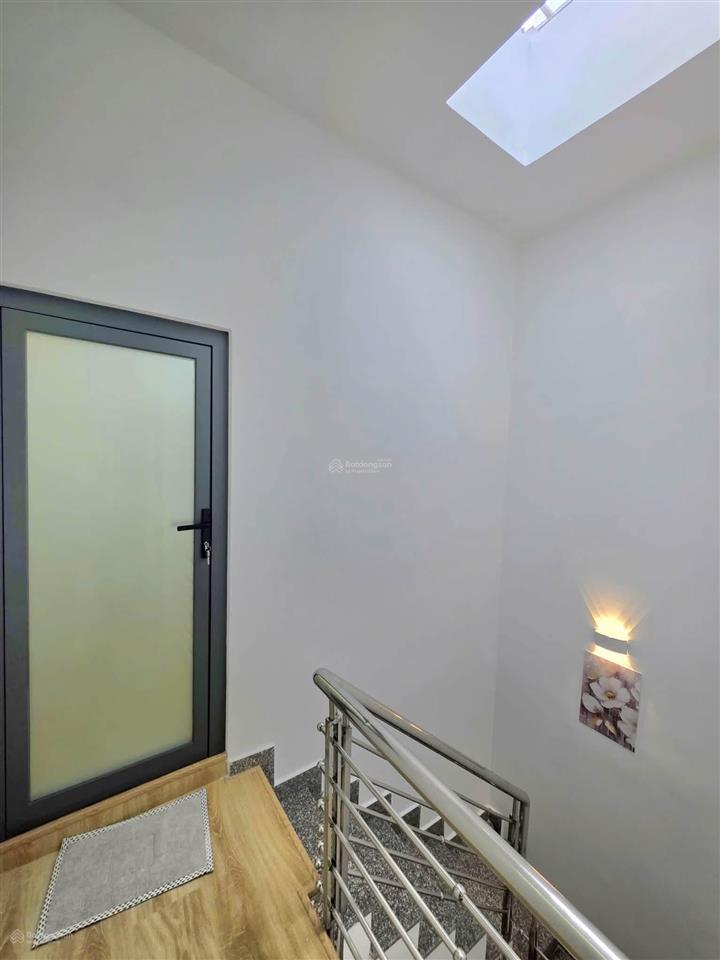 Bán gấp nhà 3 tầng hẻm xe hơi 4pn, 3wc, 32m2 tại 2266 huỳnh tấn phát, p phú xuân, nhà bè, 2,48 tỷ