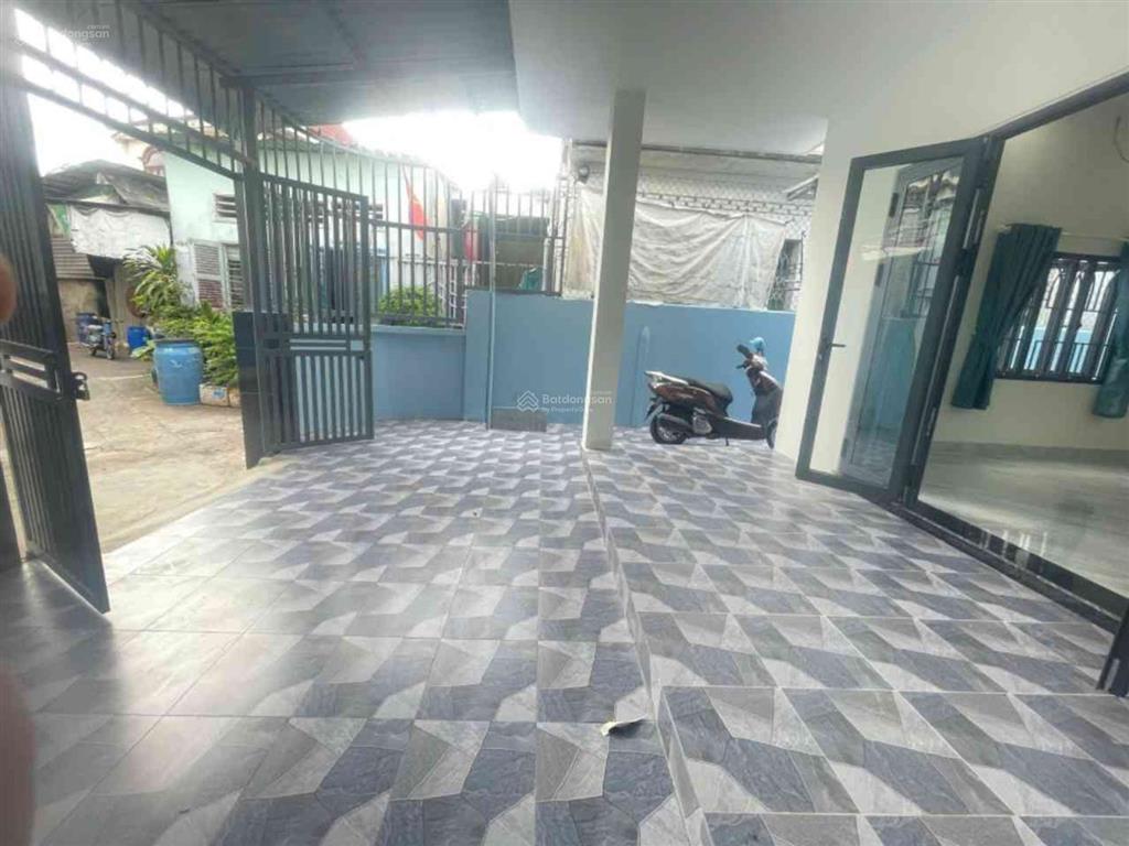 Bán nhà 120m2 6x20m khu vip nguyễn an ninh dĩ an  sổ riêng vuông vức chỉ nhỉnh 4 tỷ